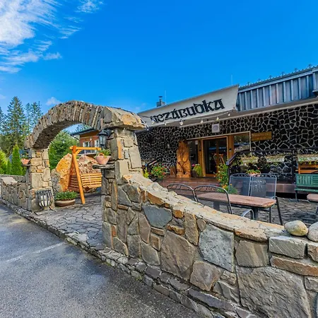 Nezabudka, - 5 Minut Od Zubacky