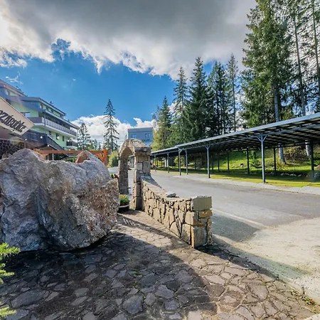 Appartamento Nezábudka, - 5 Minút Od Zubačky Tatranska Strba